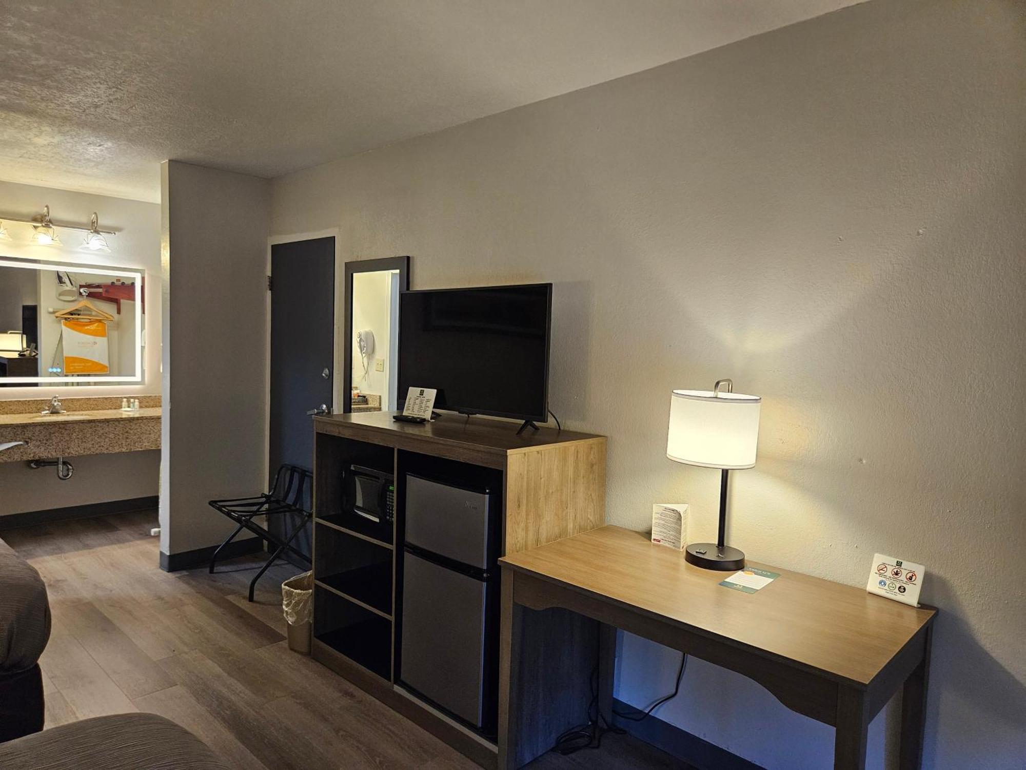 Quality Inn & Suites Greenville I-65 Exterior foto