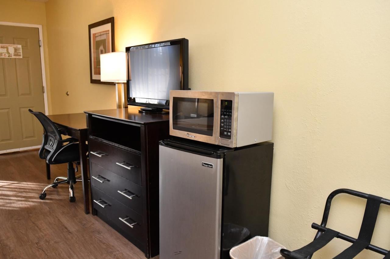 Quality Inn & Suites Greenville I-65 Exterior foto